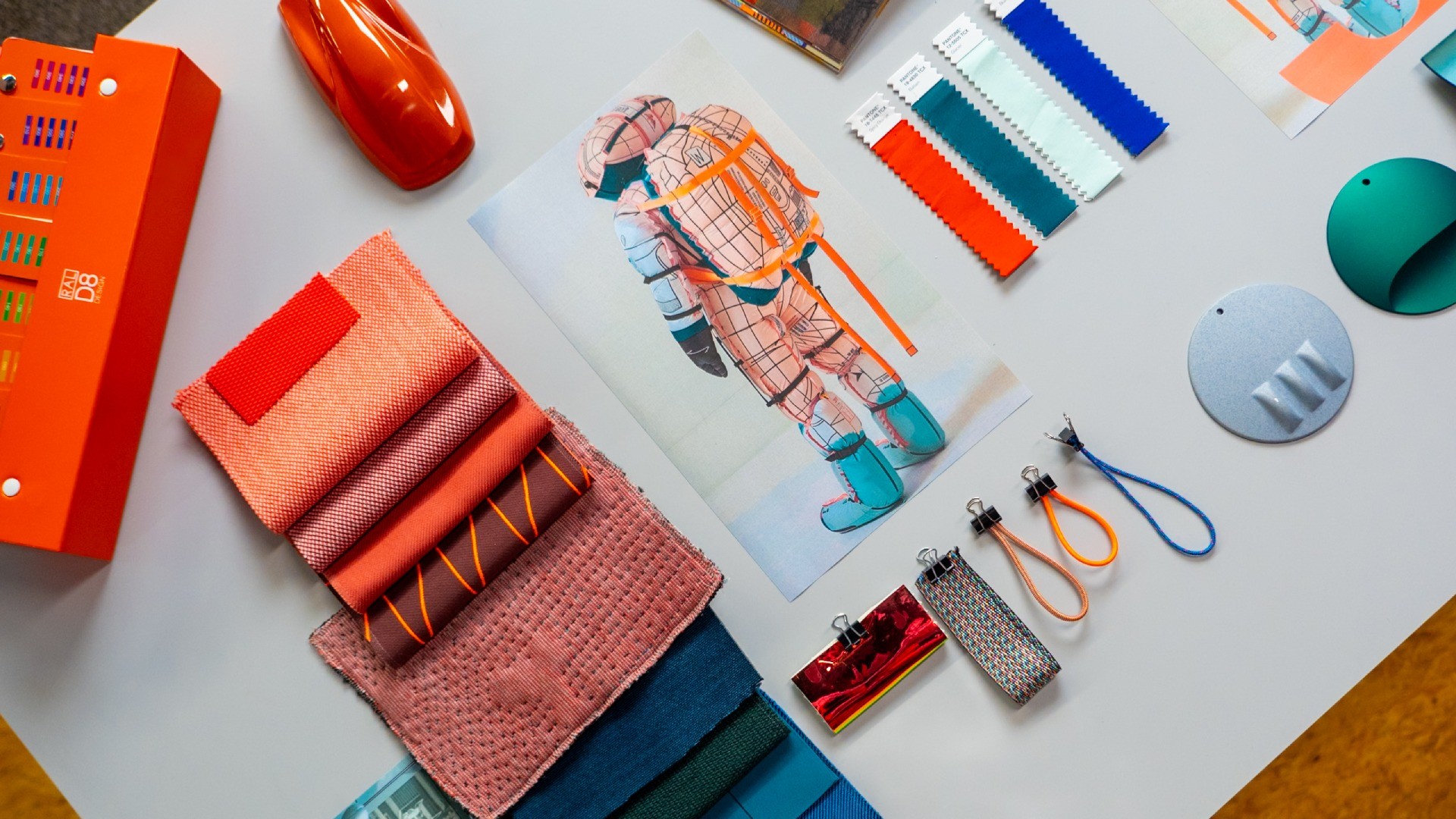 Color y diseño de materiales: más carácter, más modernidad, más MINI. Color y diseño de materiales: más carácter, más modernidad, más MINI.